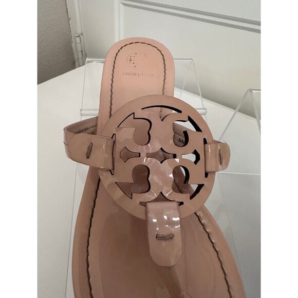 Tory Burch womens size 7.5 Miller Patent Leather Thong Sandals tan nude - Picture 4 of 10
